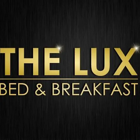 The Lux فندق مبيت وإفطار Adrano